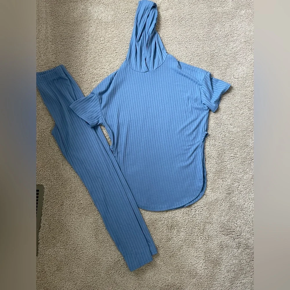 Girls Blue size 11-12y matching top with pants